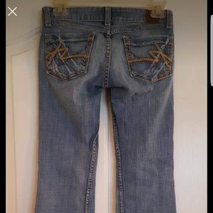 Buckle Jeans